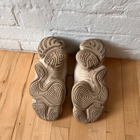 YEEZY desert rat sneaker size Us men 6 - Picture 5 of 5